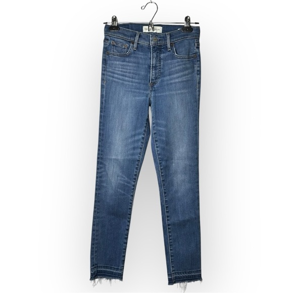 Denim Forum The Nico Mid Rise Skinny Crop in Medium Lagoon 26 - Picture 1 of 9